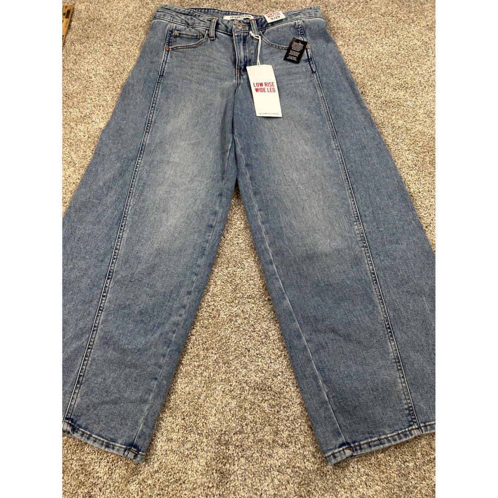 NWT Celebrity Pink Womens Low Rise Wide Leg Jeans Medium Wash Size 9/29 #0834
